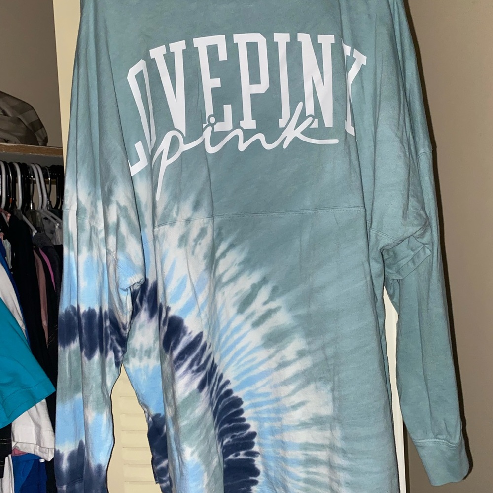 VS Pink varsity crew long sleeve